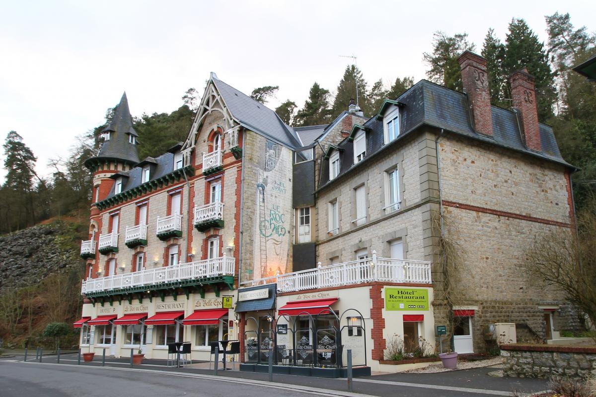 Le restaurant vue de la rue